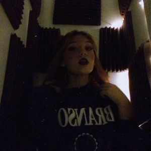 Meet your Posher, Carley